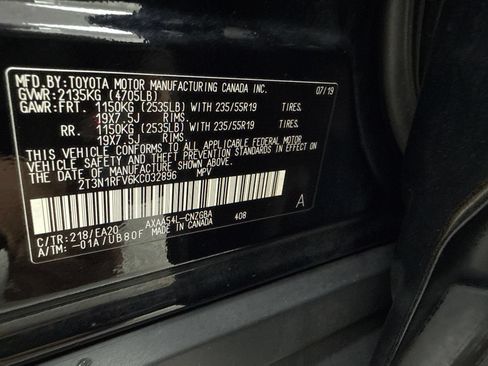 Used 2019 Toyota RAV4 Limited w/ Advanced Technology Package AWD/4WD image 54