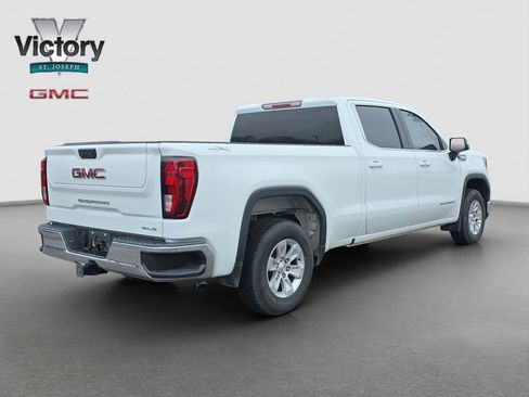 Used 2022 GMC Sierra 1500 SLE image 17