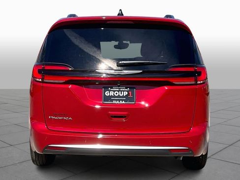 New 2026 Chrysler Pacifica Pinnacle FWD image 4