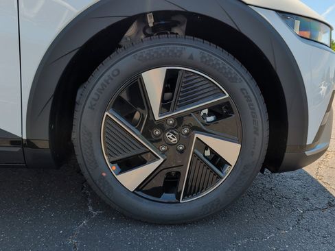 New 2026 Hyundai Ioniq 5 SEL AWD/4WD image 25