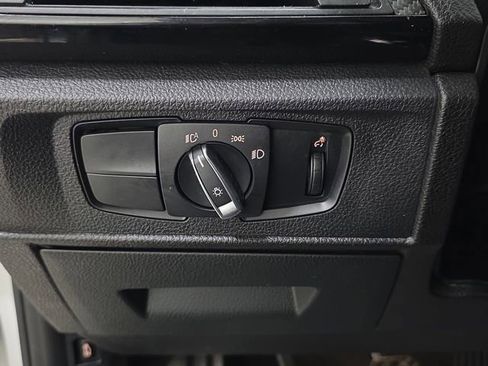 Used 2017 BMW M2 image 23