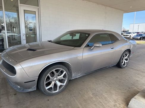 Used 2015 Dodge Challenger SXT Plus w/ Driver Convenience Group image 3