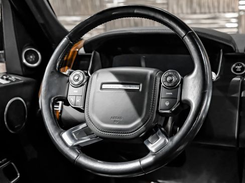 Used 2017 Land Rover Range Rover HSE image 23