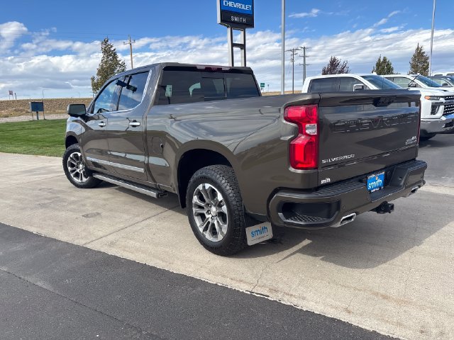Certified 2023 Chevrolet Silverado 1500 High Country w/ Technology Package AWD/4WD image 5