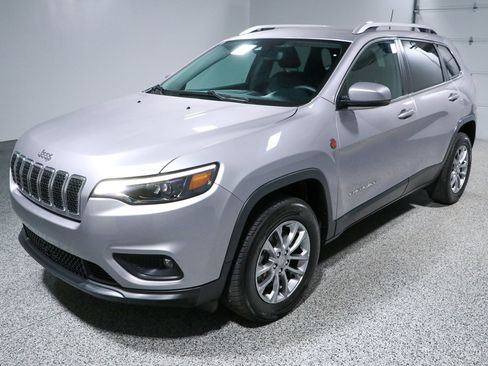 Used 2021 Jeep Cherokee Latitude Lux w/ Comfort/Convenience Group AWD/4WD image 31