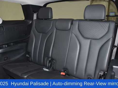 Used 2025 Hyundai Palisade SEL FWD image 27
