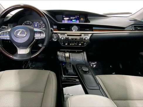 Used 2018 Lexus ES 350 w/ Premier Package FWD image 15