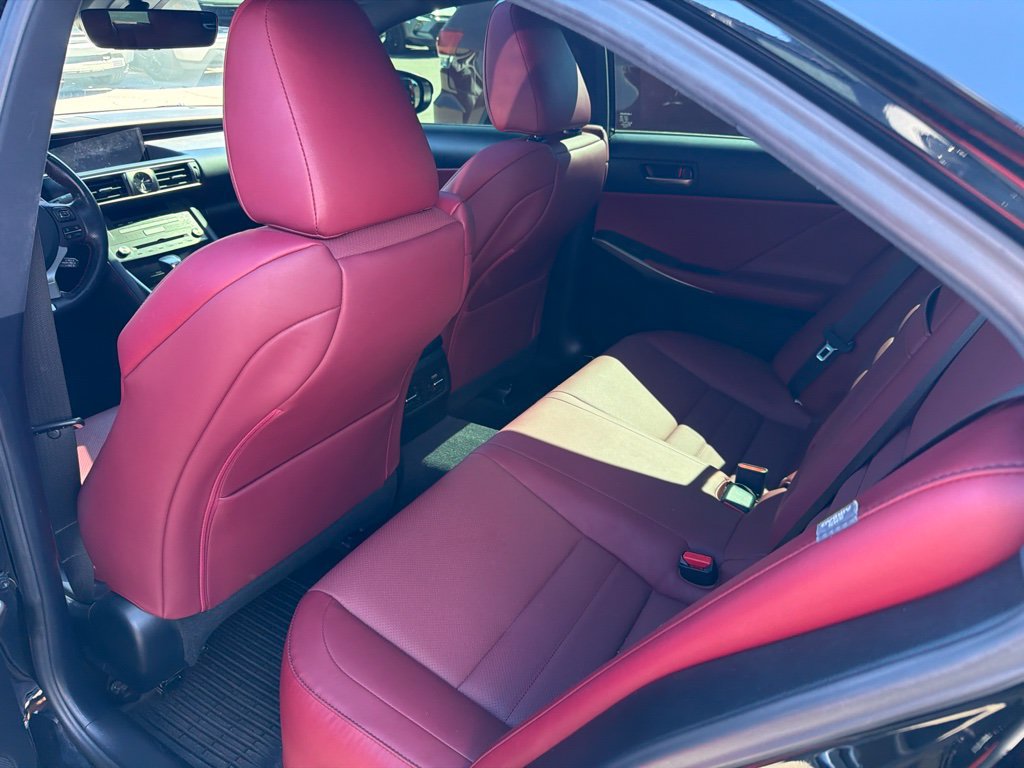 Used 2020 Lexus IS 300 F Sport w/ F Sport Package AWD/4WD image 8