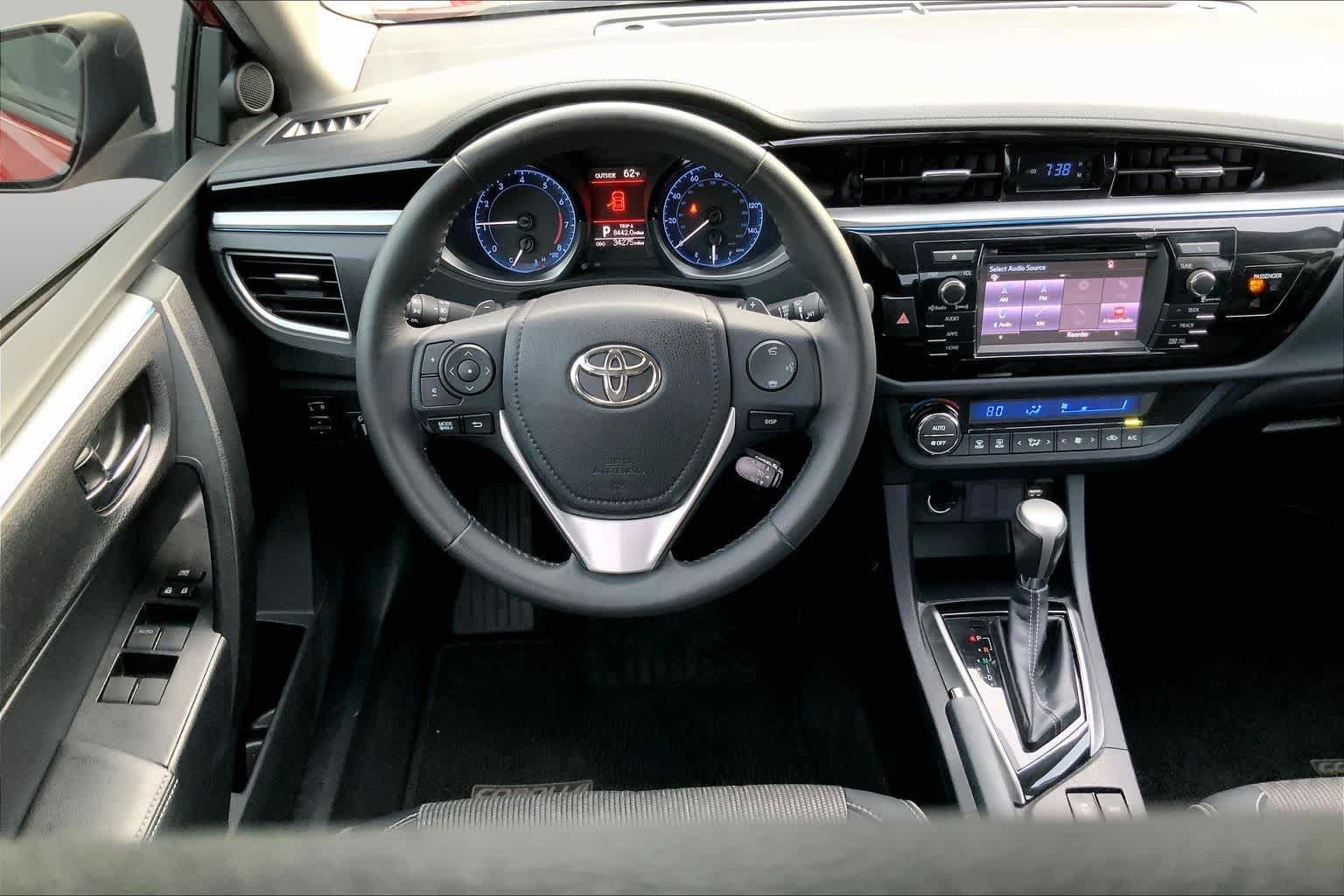 Used 2016 Toyota Corolla S w/ Driver Convenience Package FWD image 6