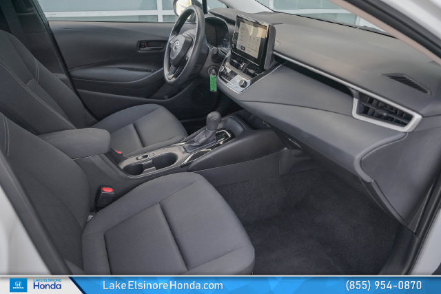 Used 2025 Toyota Corolla LE FWD image 17