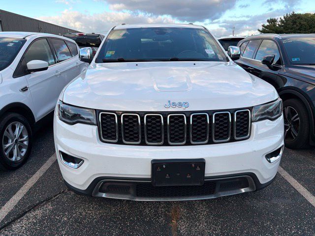 Used 2017 Jeep Grand Cherokee Limited w/ Luxury Group II AWD/4WD image 2