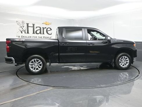 Used 2023 Chevrolet Silverado 1500 LT AWD/4WD image 36
