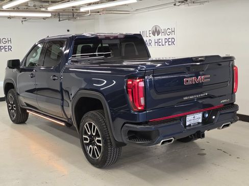Used 2020 GMC Sierra 1500 AT4 w/ AT4 Premium Package AWD/4WD image 11
