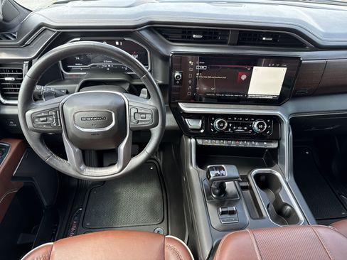 Used 2023 GMC Sierra 1500 Denali Ultimate AWD/4WD image 23