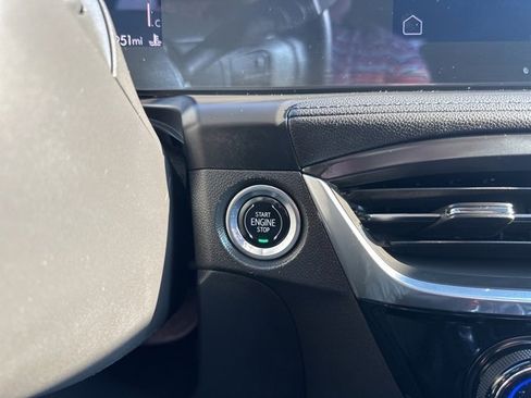 Used 2024 Buick Encore GX Sport Touring w/ Comfort Package image 18