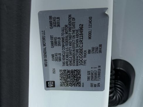 Used 2024 Chevrolet Colorado W/T RWD image 26