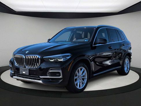 Used 2023 BMW X5 xDrive40i w/ Parking Assistance Package image 4