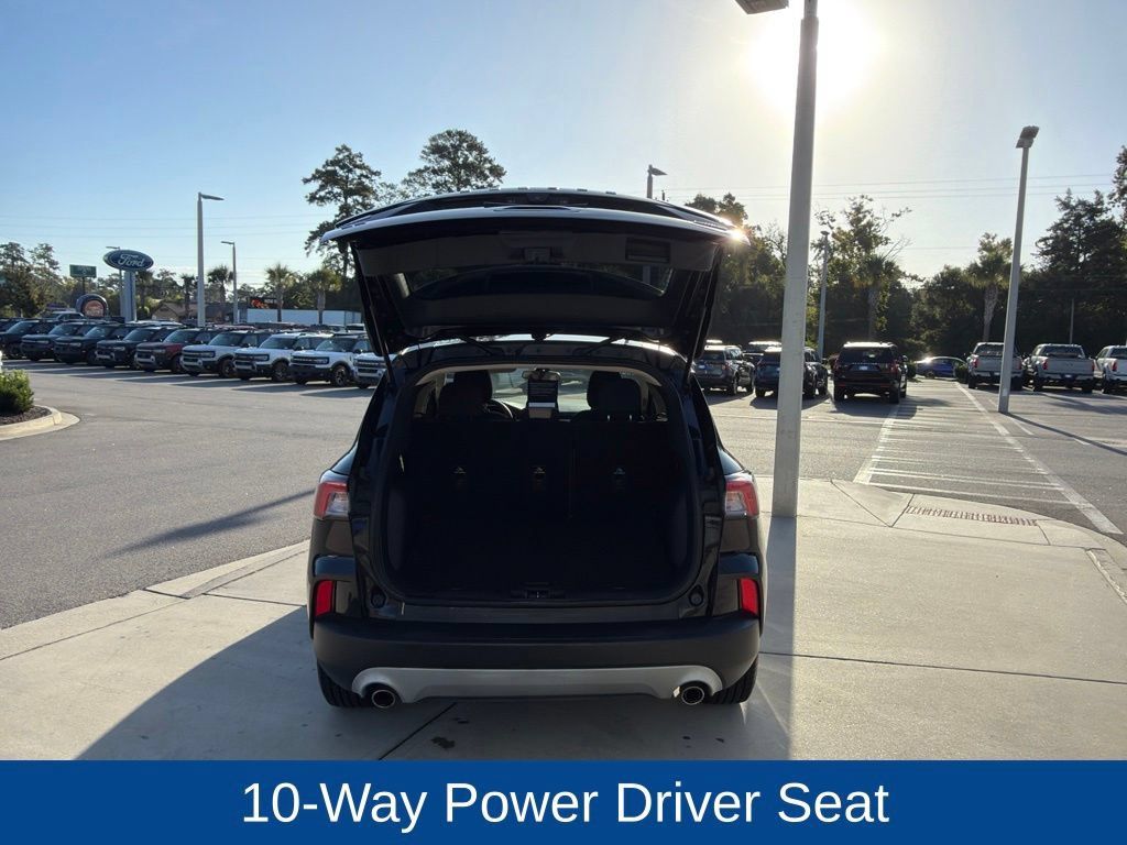 Used 2020 Ford Escape SE FWD image 9