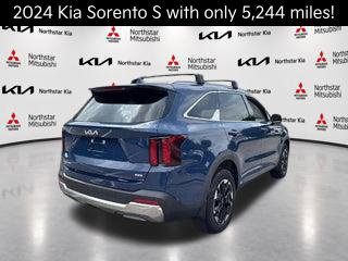Used 2024 Kia Sorento S w/ Panoramic Sunroof Package AWD/4WD image 7