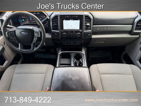 Used 2017 Ford F250 XLT w/ XLT Premium Package AWD/4WD image 13