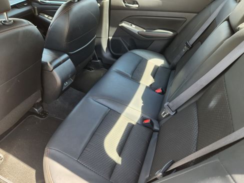 Used 2025 Nissan Altima 2.5 SR FWD image 19