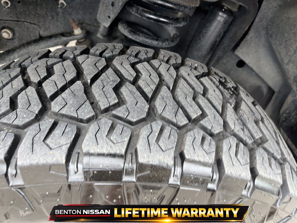 Used 2024 RAM 2500 Big Horn w/ Sport Appearance Package AWD/4WD image 13