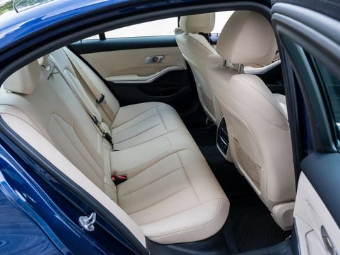 Used 2020 BMW 330i Sedan w/ Convenience Package RWD image 30