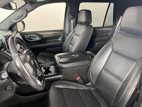 Used 2021 Chevrolet Tahoe Z71 w/ Z71 Signature Package image 13