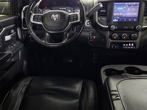 Used 2022 RAM 2500 Big Horn w/ Night Edition image 11
