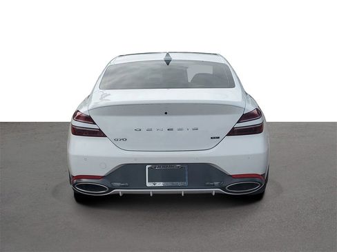 Used 2025 Genesis G70 3.3T Advanced w/ Sport Prestige Package image 6
