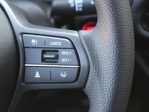 New 2026 Honda HR-V LX image 27