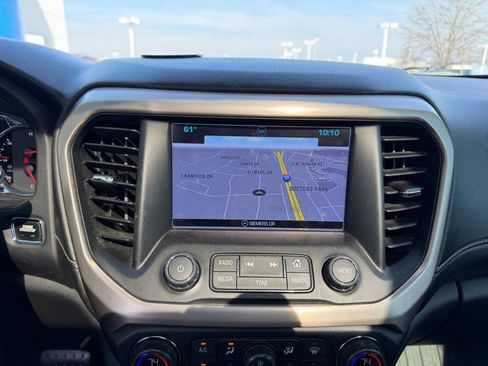 Used 2019 GMC Acadia Denali image 16