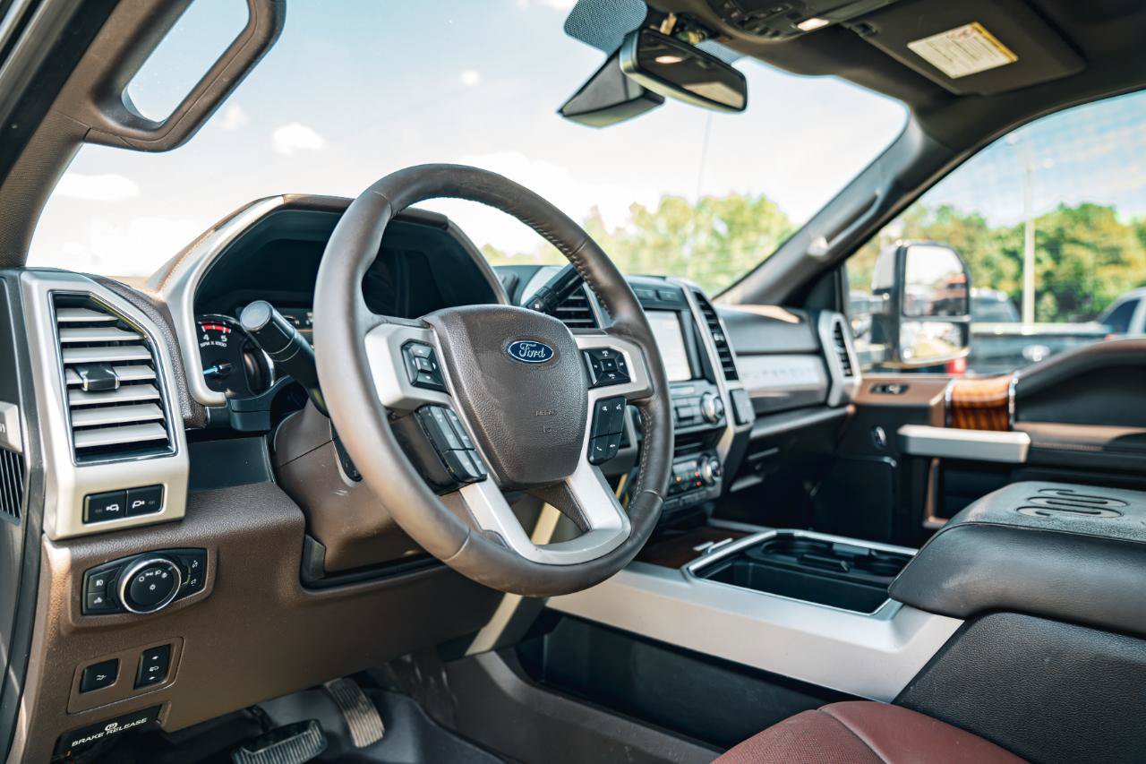 Used 2018 Ford F250 King Ranch w/ King Ranch Ultimate Package AWD/4WD image 20