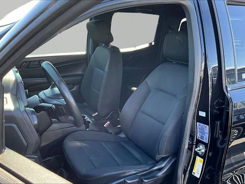 Used 2023 Chevrolet Colorado W/T image 19