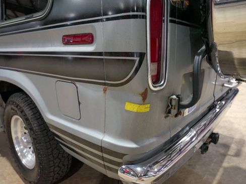 Used 1987 Ford E-150 and Econoline 150 RWD image 35