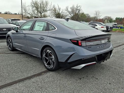 New 2026 Hyundai Sonata SEL FWD image 4
