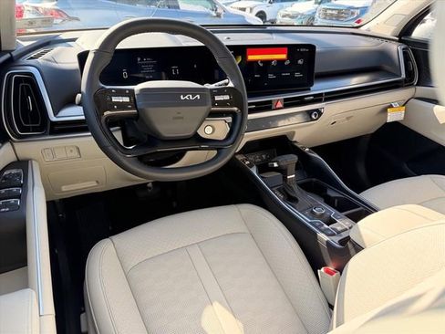 New 2026 Kia Sorento S AWD/4WD image 7
