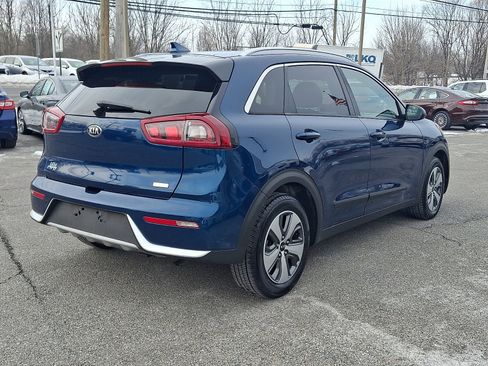 Used 2019 Kia Niro LX image 4