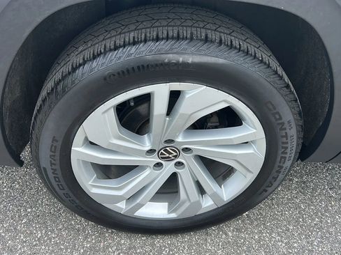 Used 2021 Volkswagen Atlas SE w/ Towing Package AWD/4WD image 12