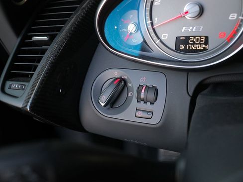 Used 2009 Audi R8 V8 image 12