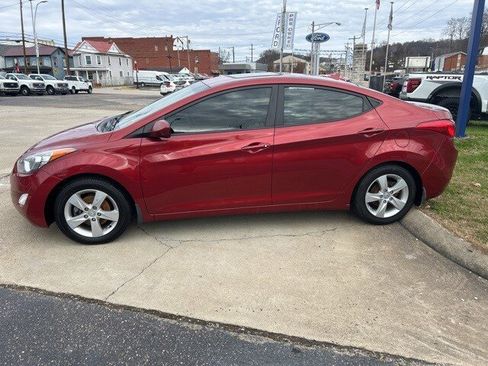 Used 2013 Hyundai Elantra GLS w/ Preferred Pkg image 3