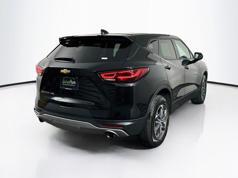 Used 2025 Chevrolet Blazer LT AWD/4WD image 9