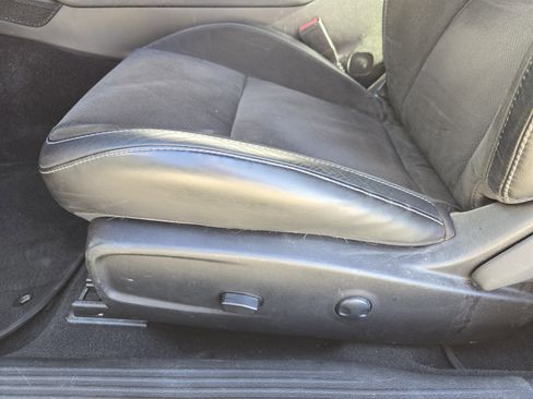 Used 2023 Dodge Challenger R/T w/ Plus Package image 26