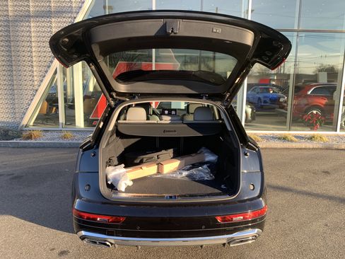 Certified 2022 Audi Q5 e Premium Plus w/ Premium Plus Package image 14