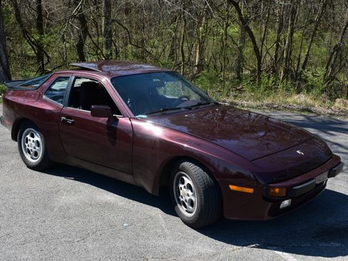 Used 1987 Porsche 944 S image 9
