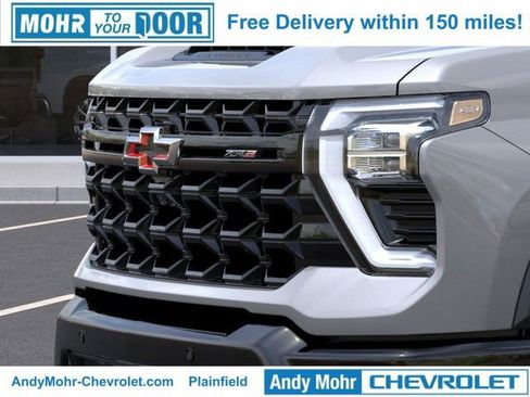 New 2026 Chevrolet Silverado 2500 ZR2 image 13