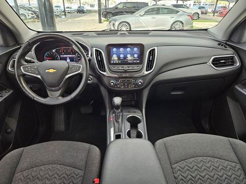 Used 2022 Chevrolet Equinox LT image 10