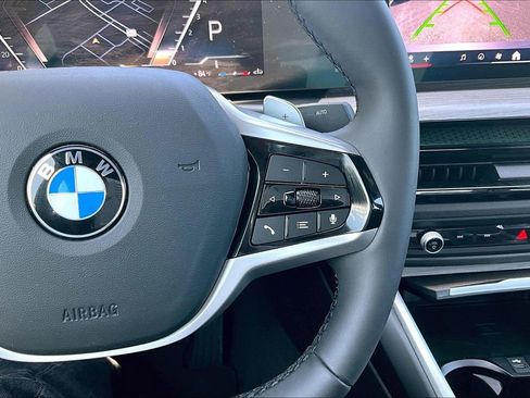 Used 2026 BMW 330i xDrive Sedan AWD/4WD image 9