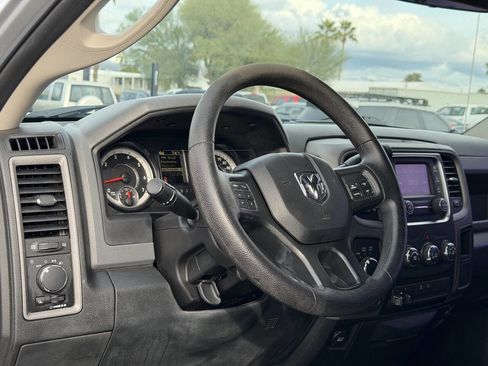 Used 2017 RAM 2500 Tradesman w/ Chrome Appearance Group image 21