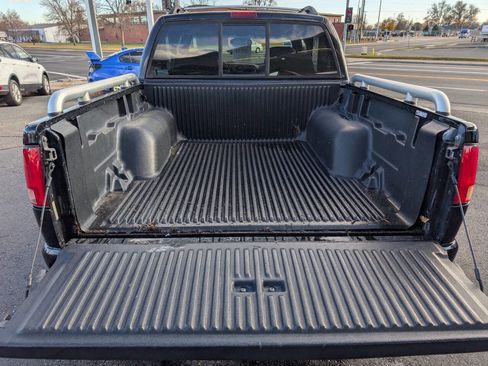 Used 2004 GMC Sonoma SLS w/ Appearance Package image 7